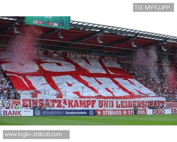 德甲激战汉诺威迎战门兴双方争夺关键积分之战 德甲激战汉诺威迎战门兴双方争夺关键积分之战